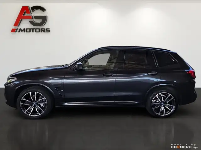 BMW X3 view 9