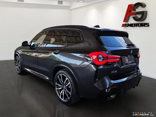 BMW X3 view 8