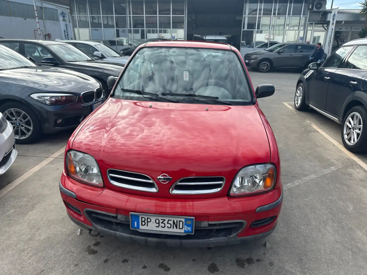 Nissan Micra 1.0i 16V cat 3 porte Glamour Rouge - 1