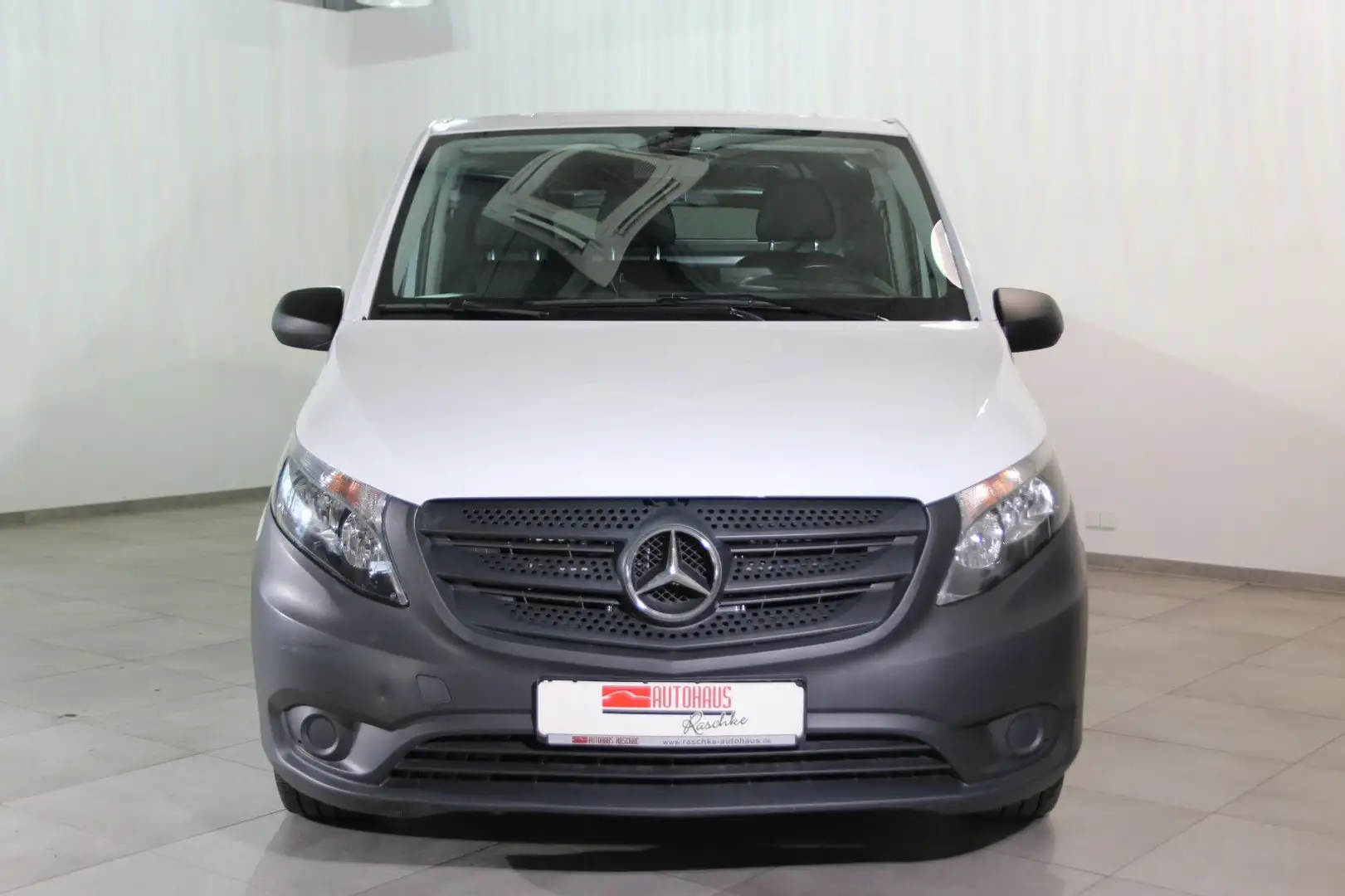 Mercedes-Benz Vito Kasten 114d RWD lang/Kamera/3-Sitze/ AHK Weiß - 2
