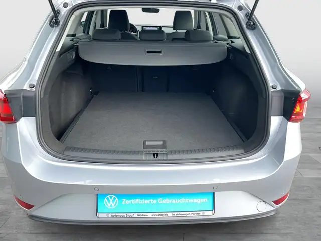 Seat Leon view 13