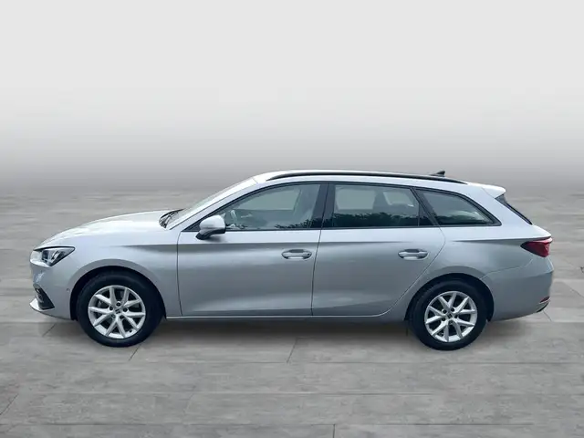 Seat Leon view 2