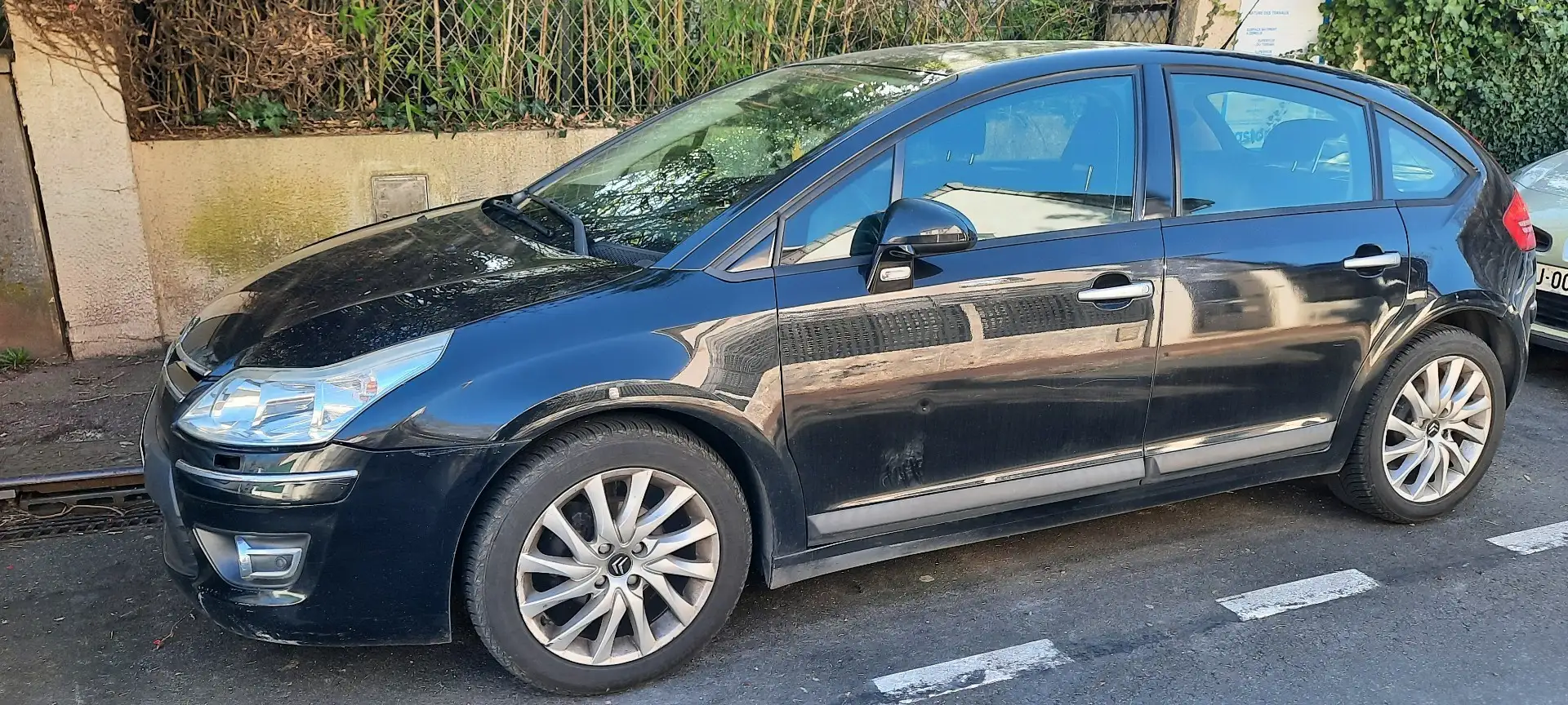 Citroen C4 VTi 120 Exclusive - 1