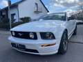 Ford Mustang V6 GT Cabrio 500 Wit - thumbnail 3