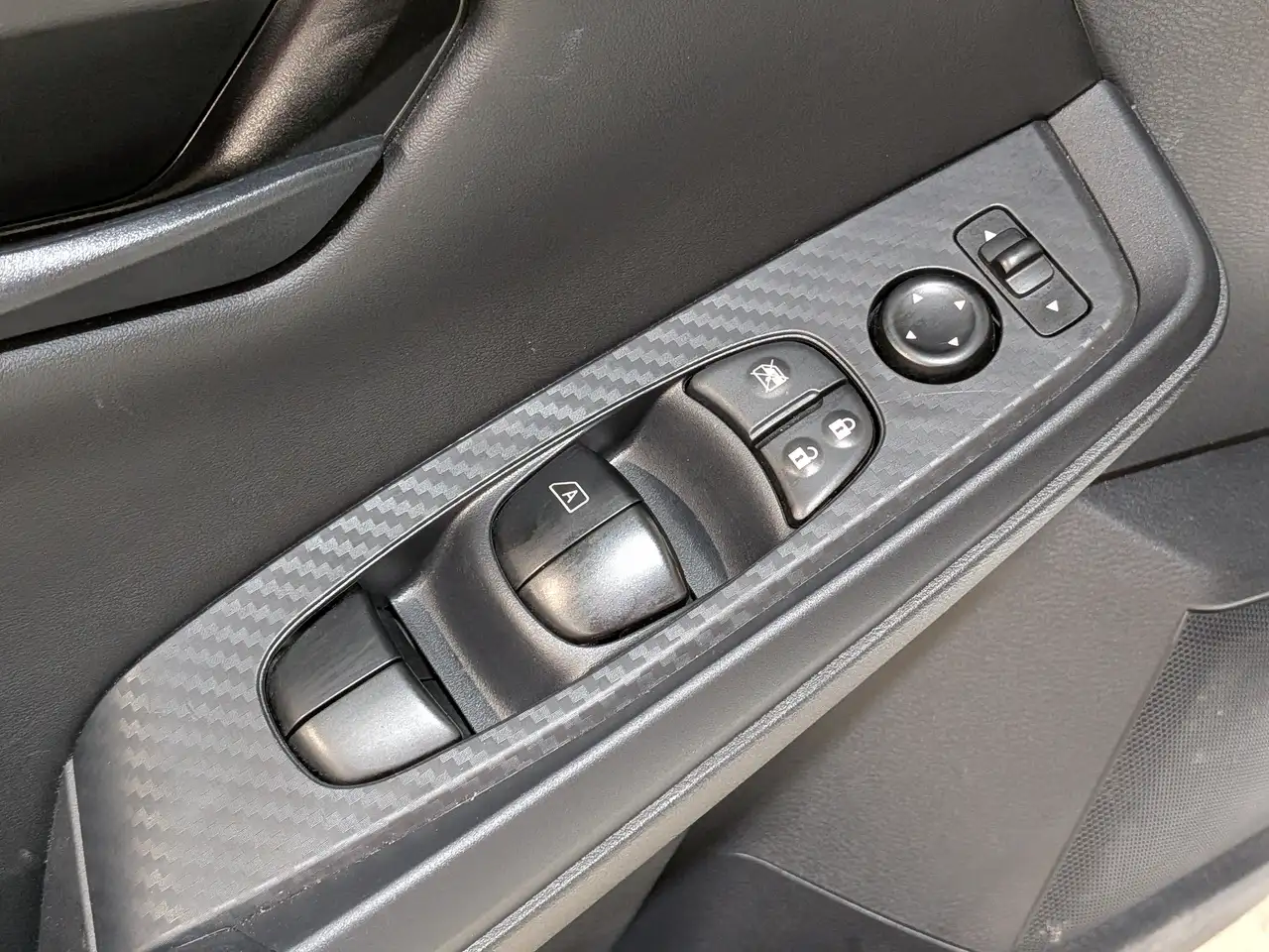 Nissan Sentra снимка Nissan Sentra