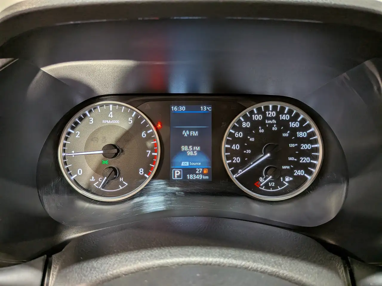 Nissan Sentra снимка Nissan Sentra