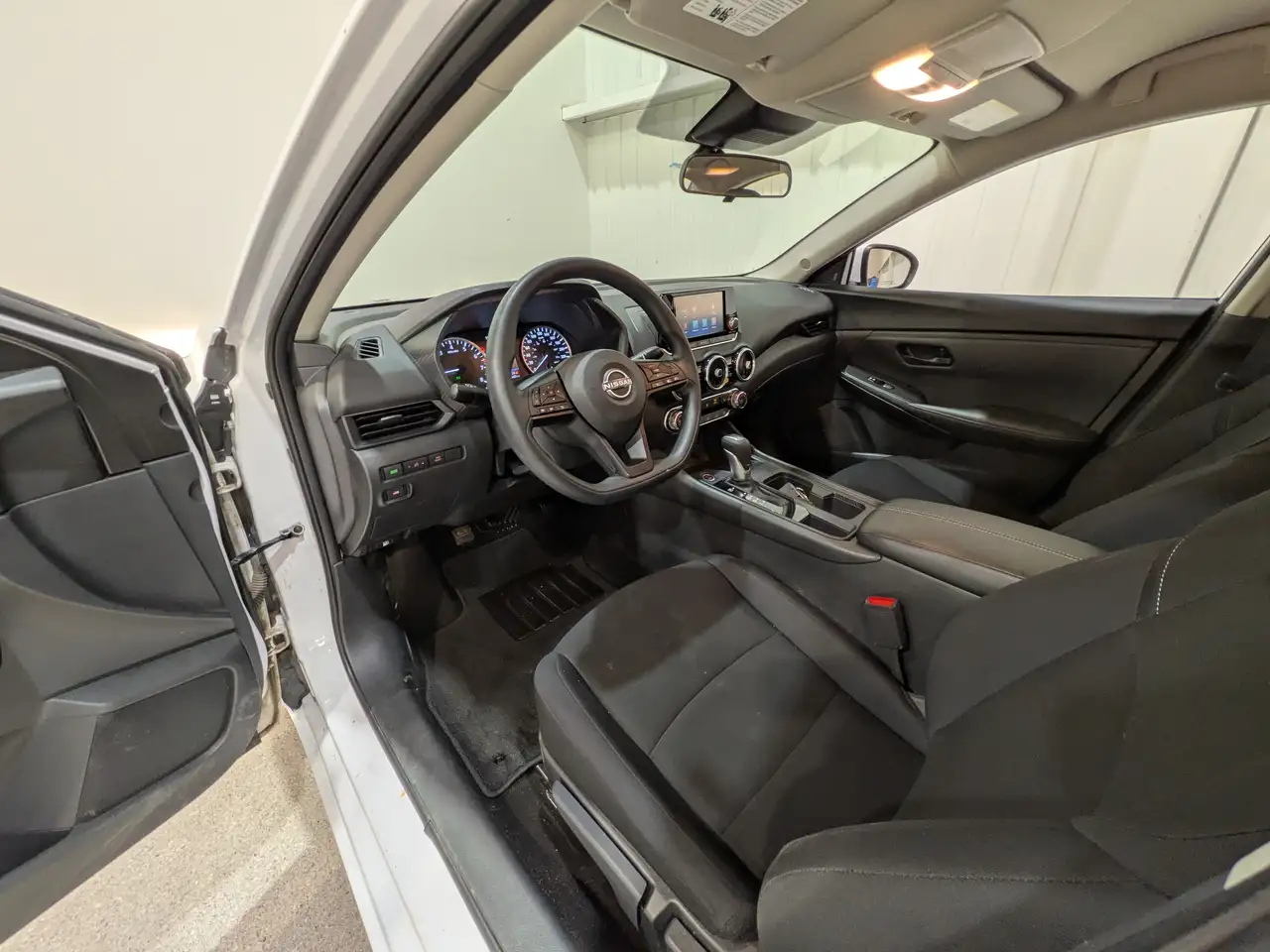 Nissan Sentra снимка Nissan Sentra