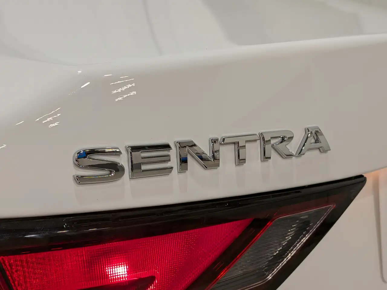 Nissan Sentra снимка Nissan Sentra