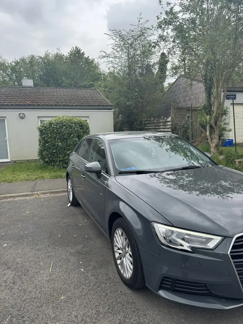 Audi A3 Sportback 1.6 TDi Design - 2