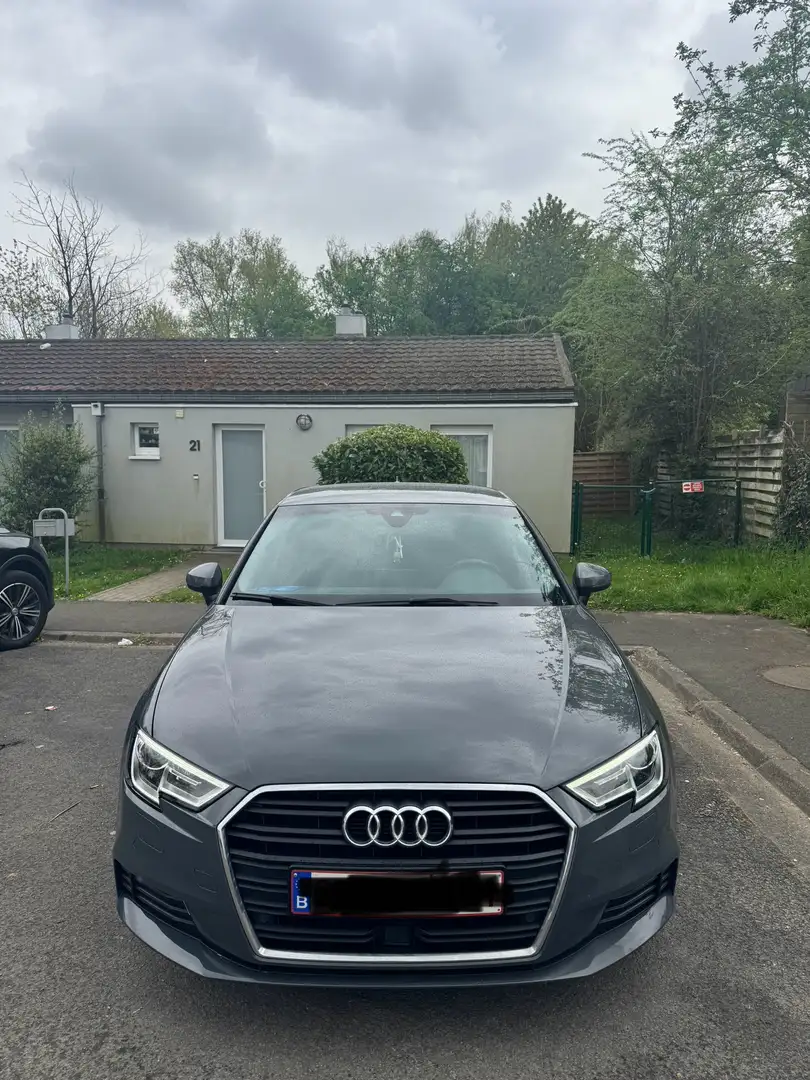 Audi A3 Sportback 1.6 TDi Design - 1