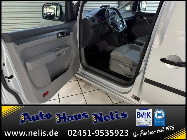 Volkswagen Caddy view 9