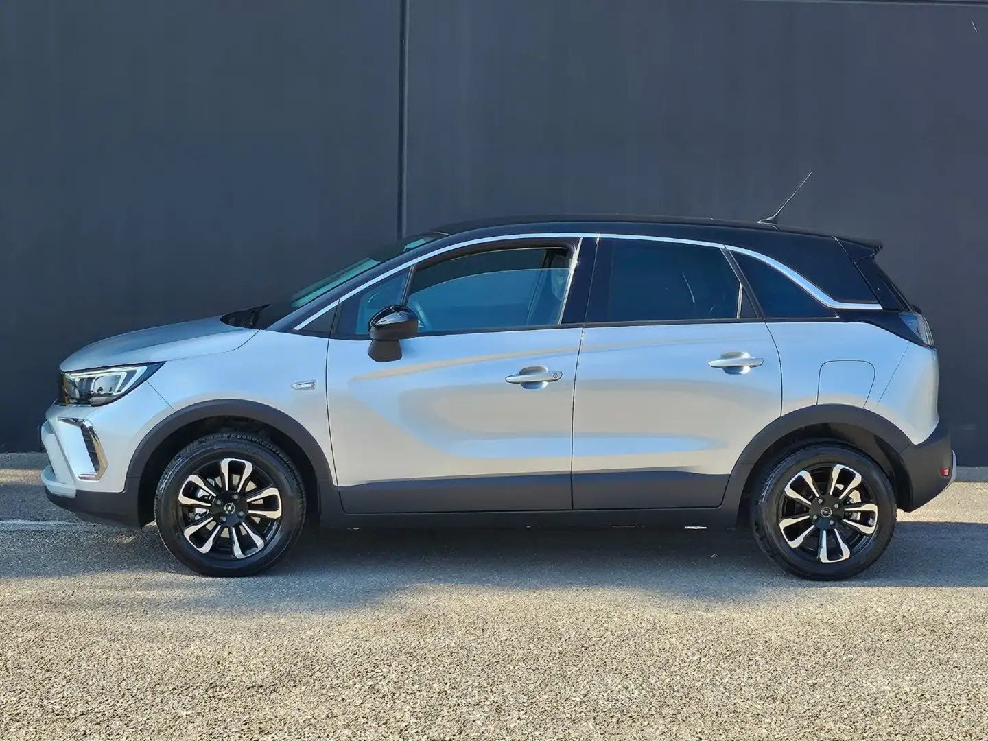 Opel Crossland 1.2 Turbo 110 CV  Elegance Grigio - 2