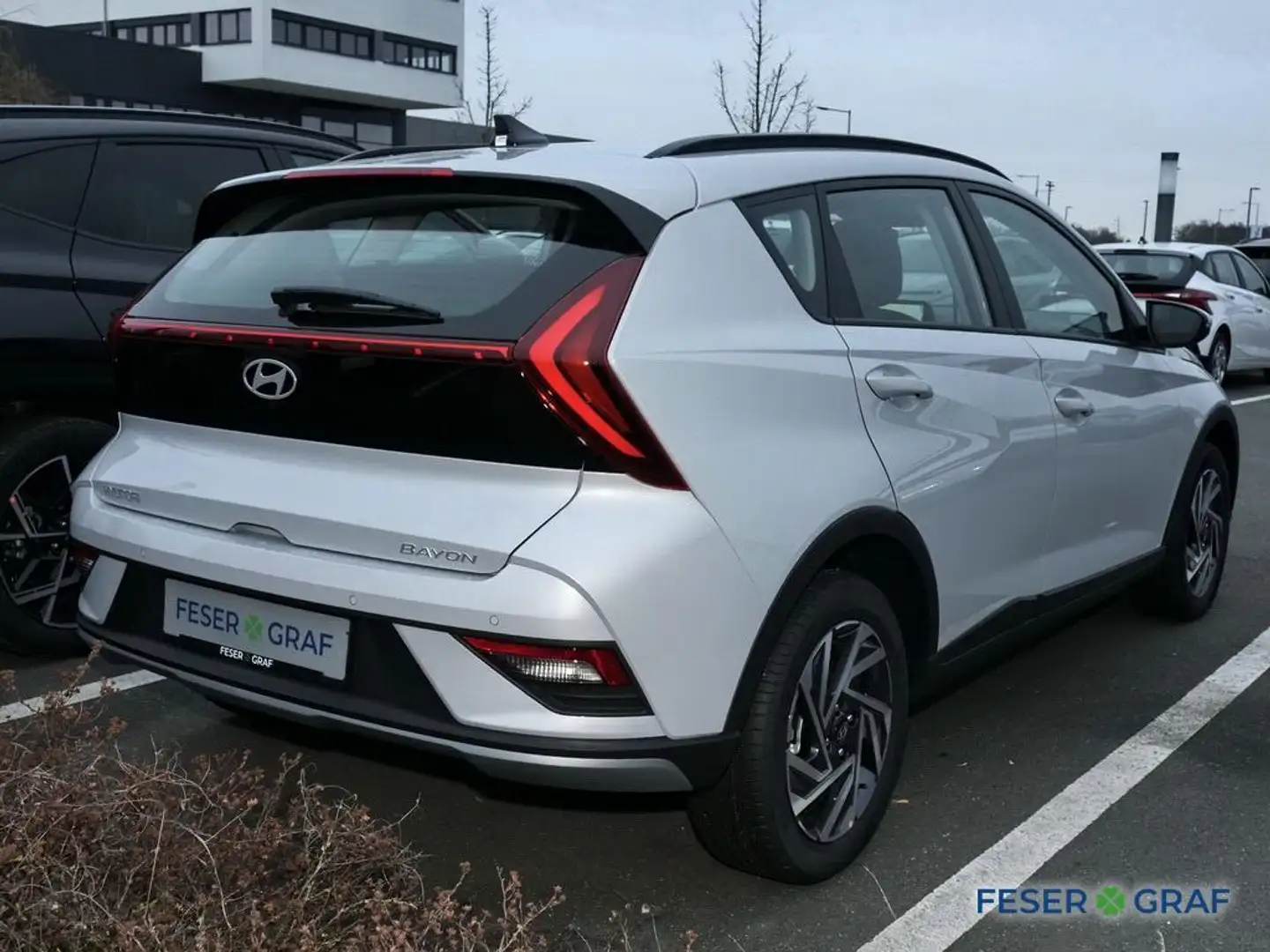 Hyundai BAYON TREND NAVI CAM LED SHZ LHZ KLIMA CARPLAY Gris - 2