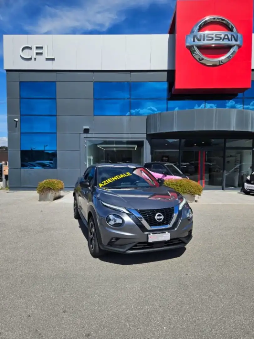 Nissan Juke 1.0 DIG-T 114 CV N-Connecta Gris - 1