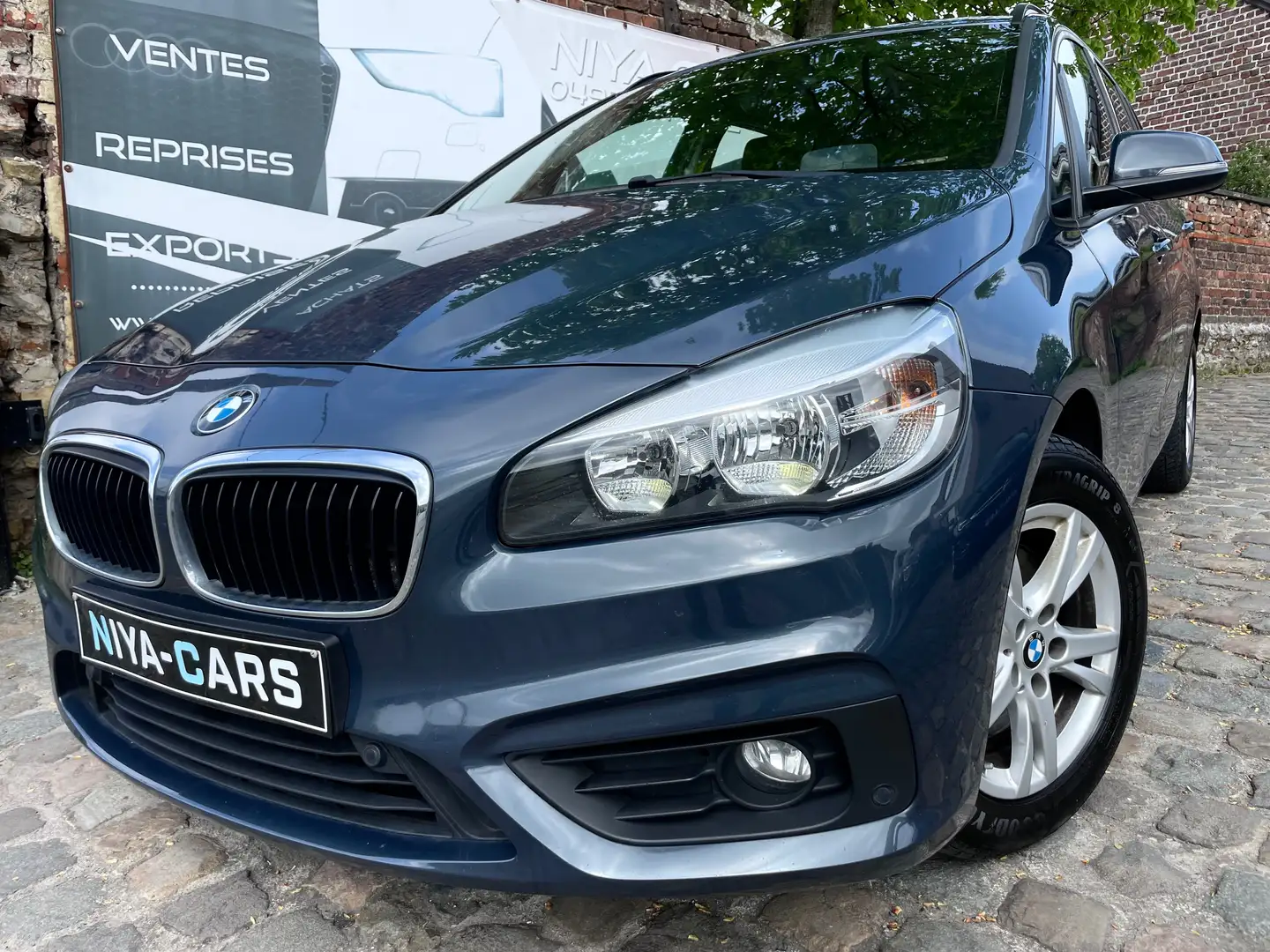 BMW 218 Gran Tourer dAS ** FULL OPTIONS ** Grijs - 1