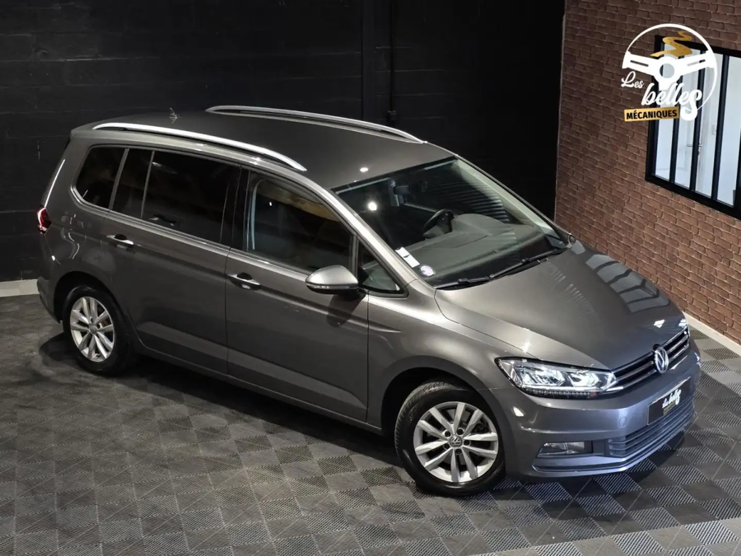 Volkswagen Touran 7 places / Entretien VW / 1.4l TSI 150cv DSG7 CONFORTLINE Grau - 2