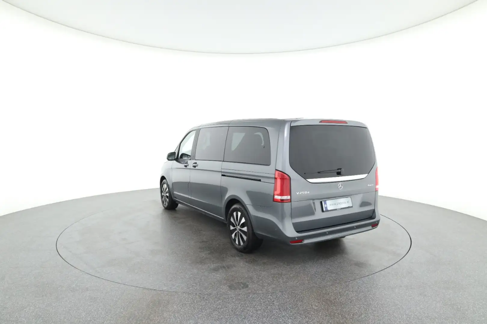 Mercedes-Benz V 250 d 4MATIC AVANTGARDE Lang Aut. 7-Sitzer Pano Grau - 2
