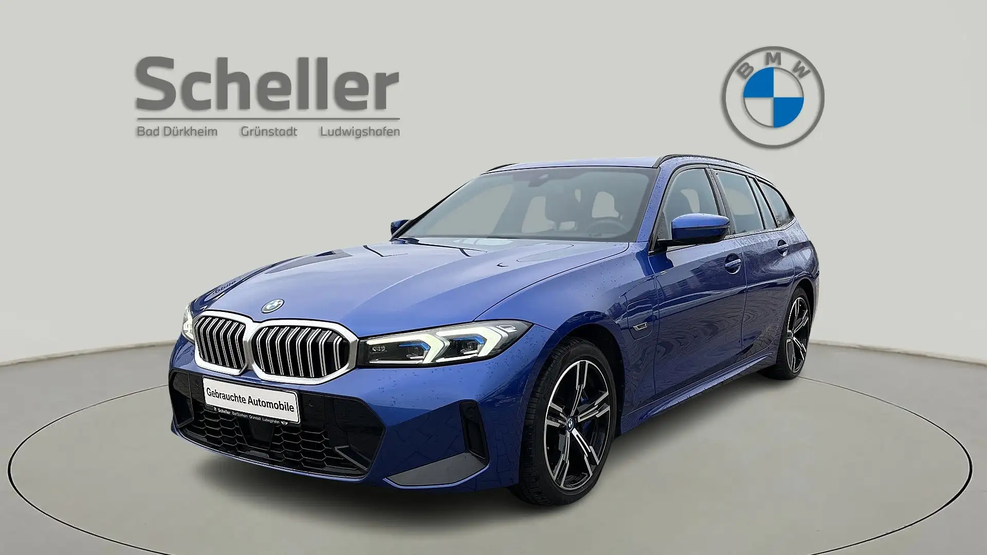 BMW 330 e xDrive Touring M Sportpaket Head-Up DAB Bleu - 1