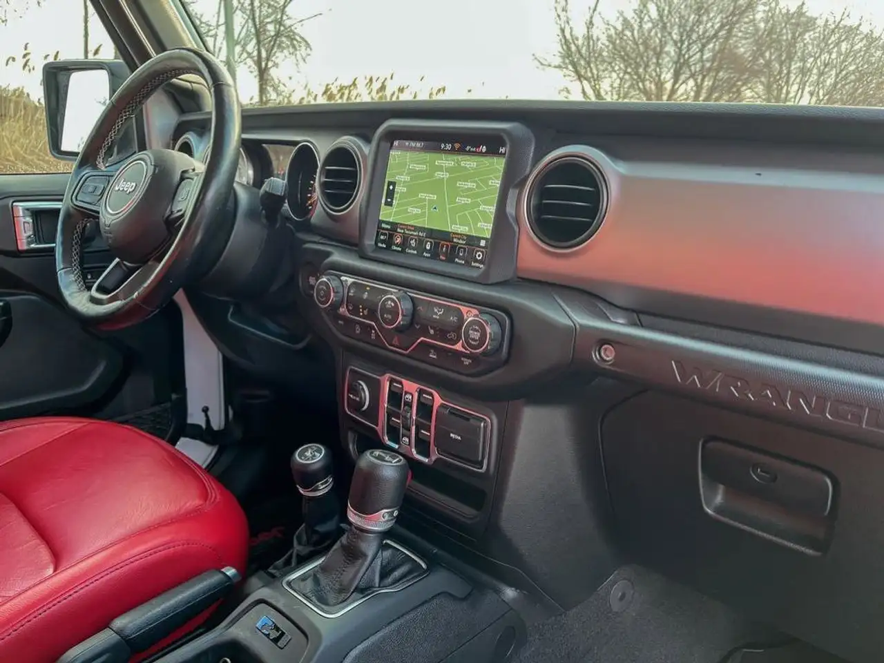 Jeep Wrangler снимка Jeep Wrangler