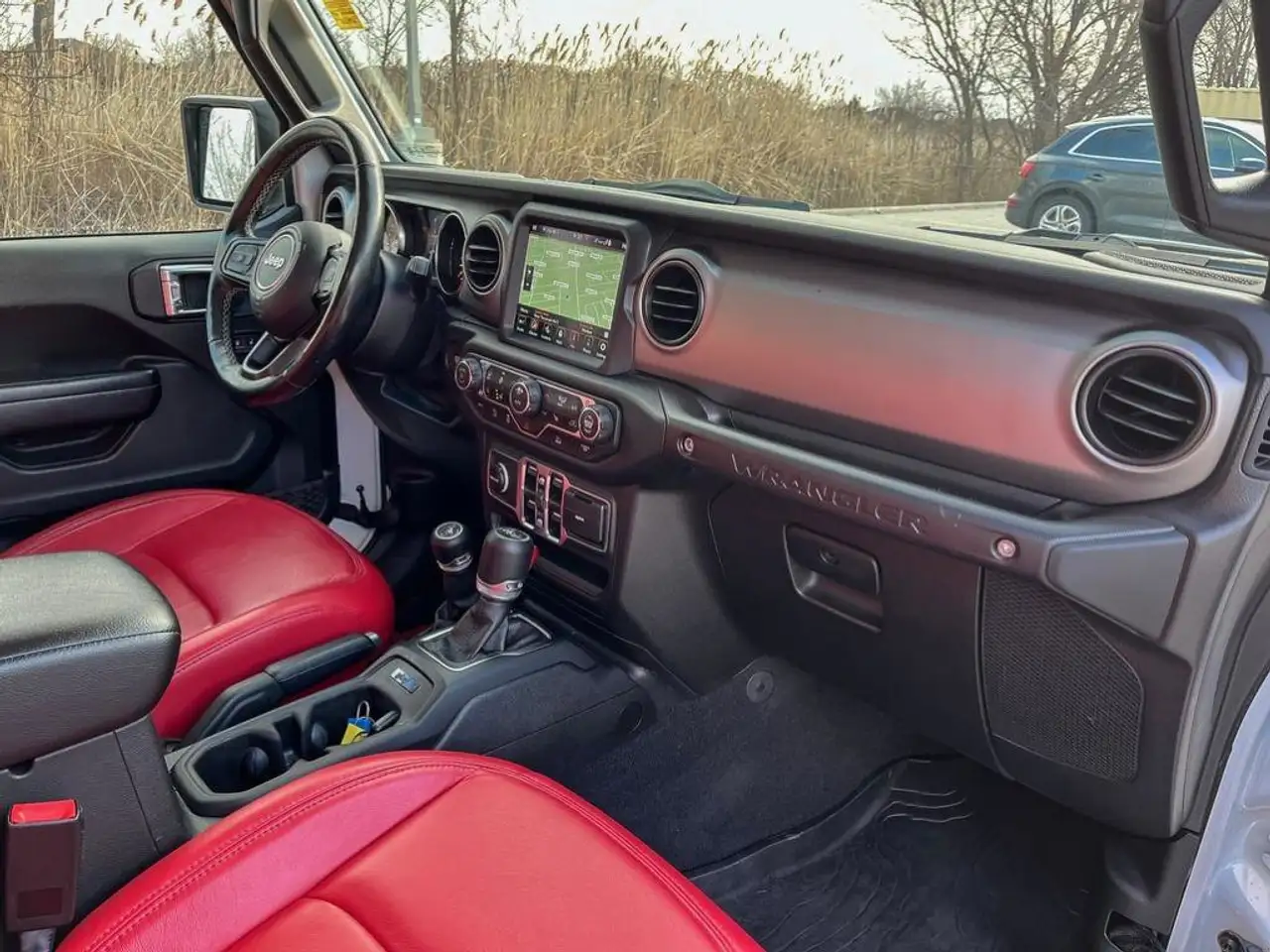 Jeep Wrangler снимка Jeep Wrangler