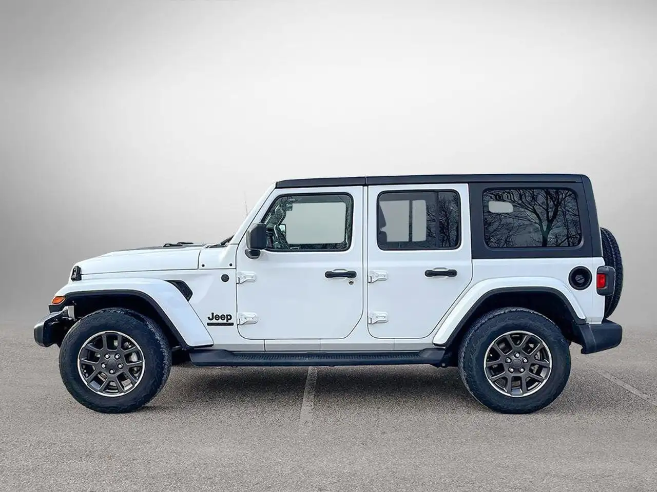 Jeep Wrangler снимка Jeep Wrangler