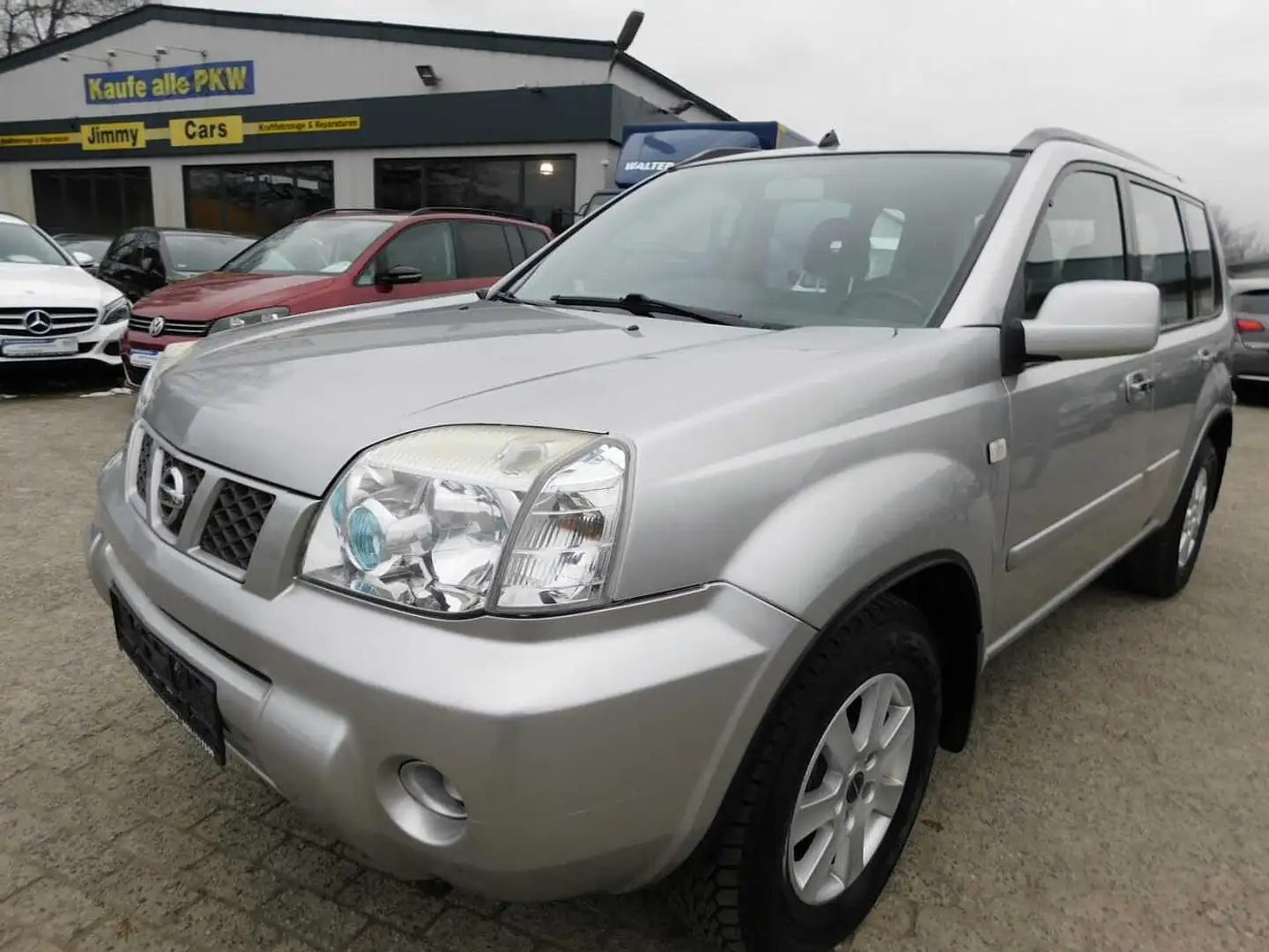 Nissan X-Trail 2.2 dci 4wd Argent - 1