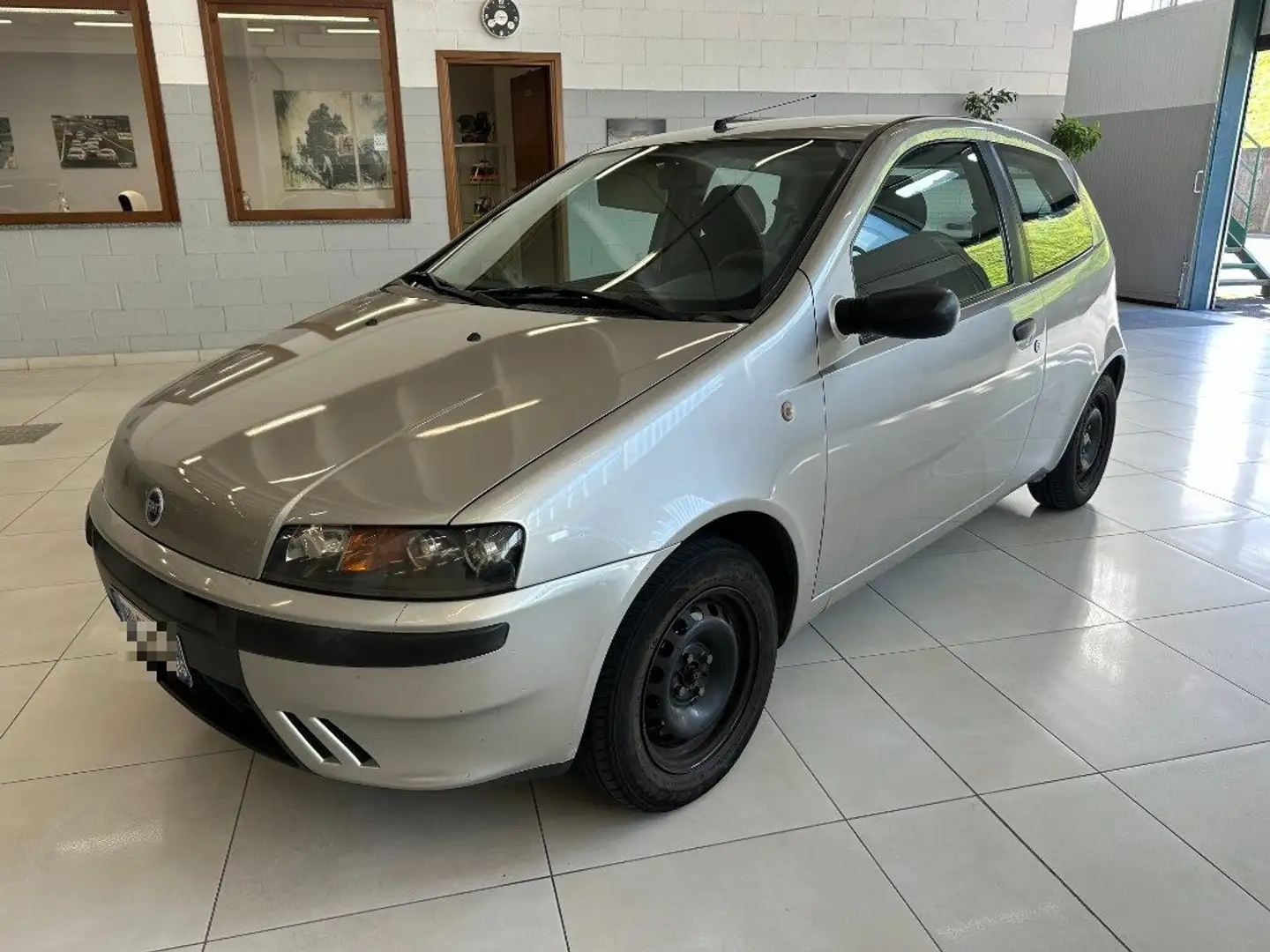 Fiat Punto 1.2i 16V cat 3 porte HLX Argento - 1