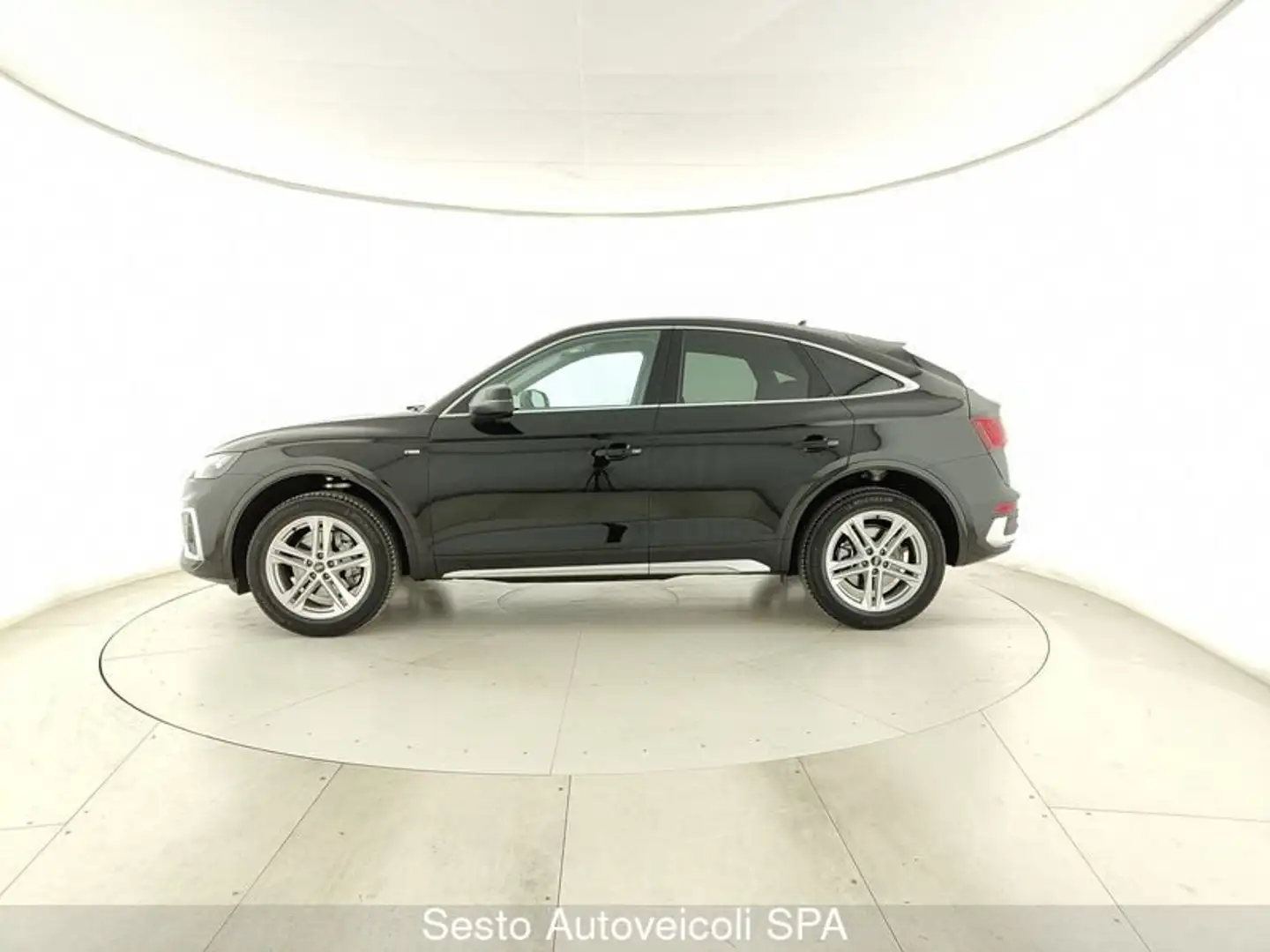 Audi Q5 SPB Sportback 40 TDI quattro S tronic S line - RE Nero - 2