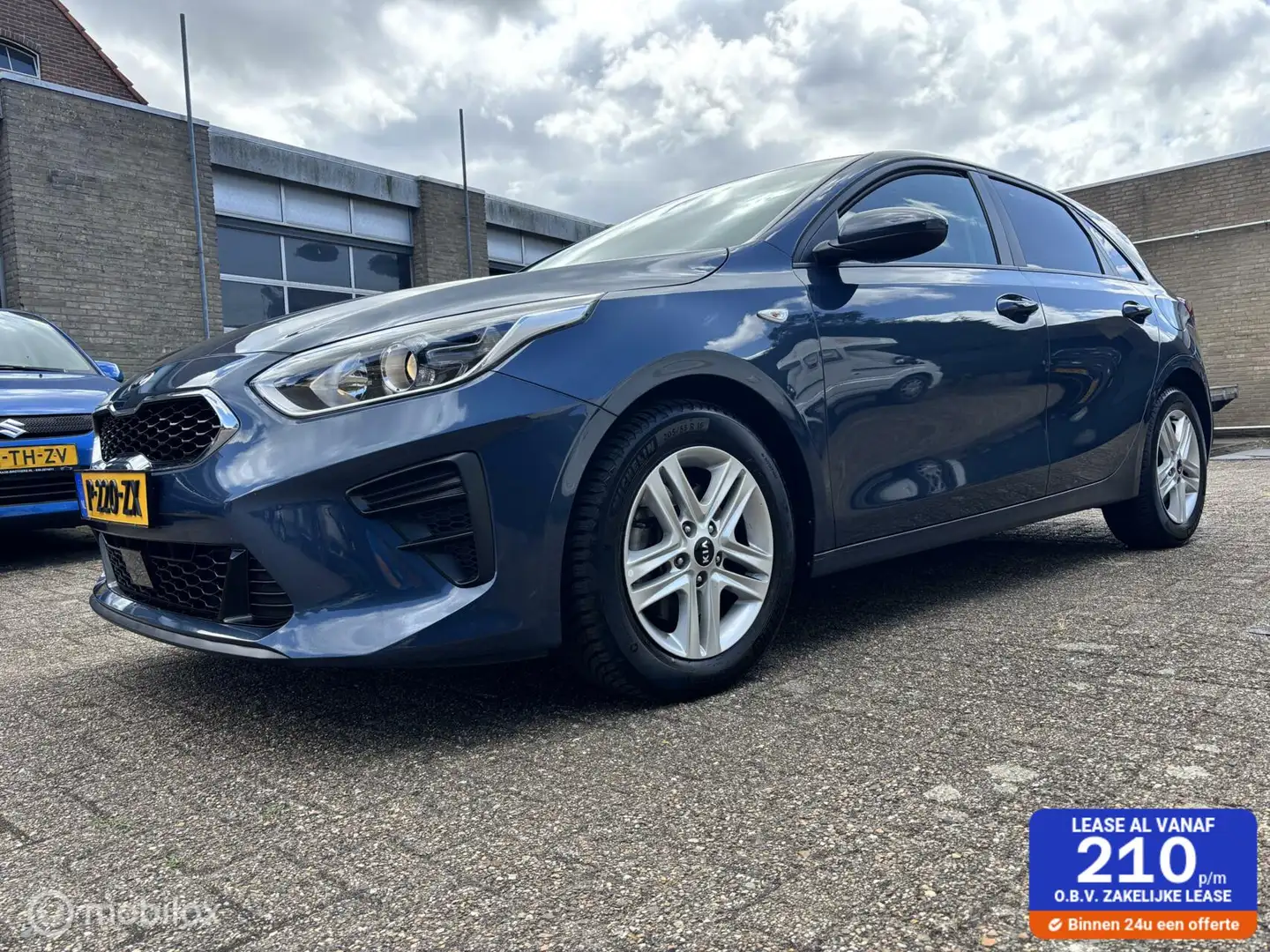 Kia Ceed / cee'd 1.0 T-GDi DynamicLine / Luxe uitvoering Bleu - 1