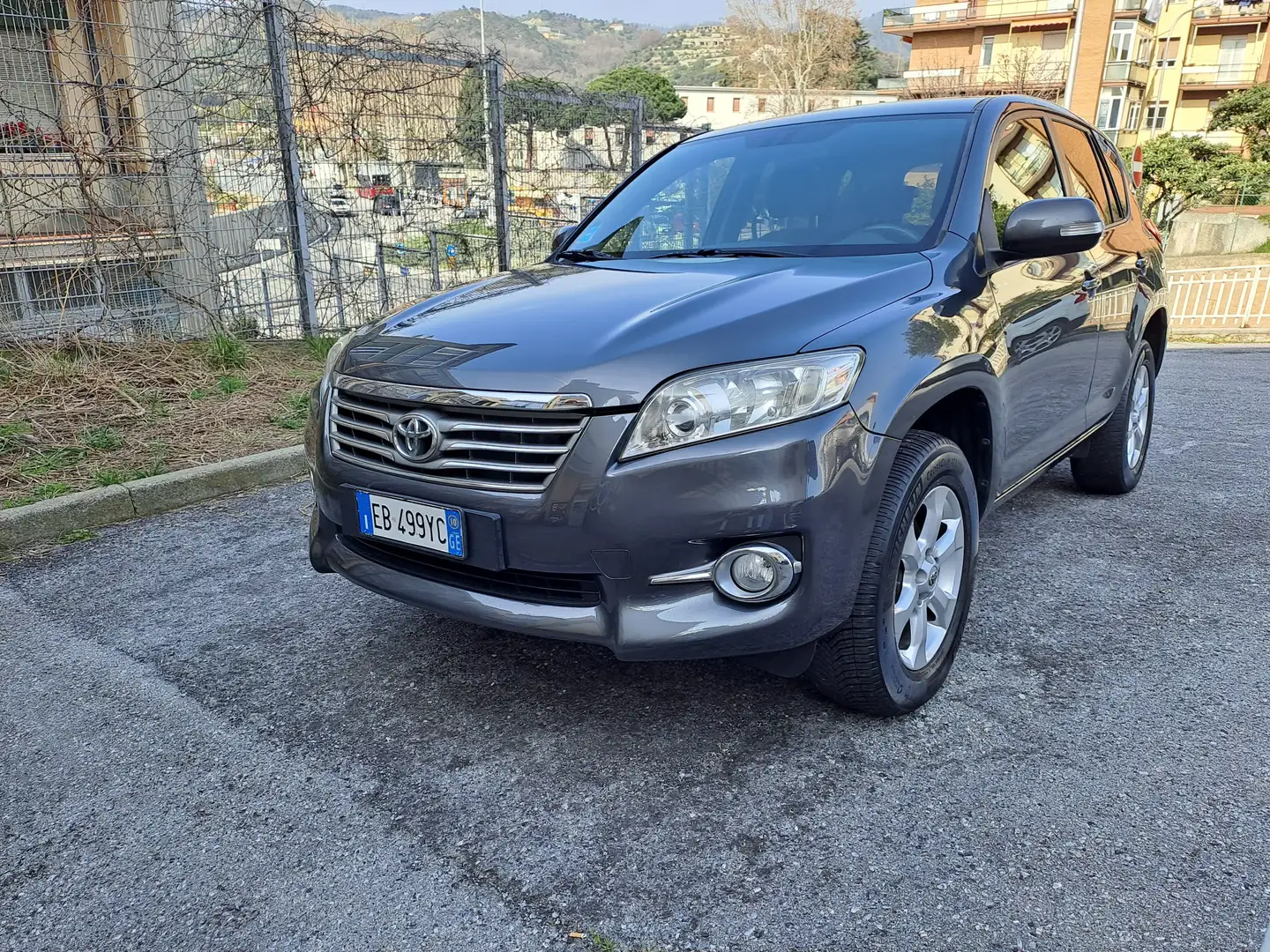 Toyota RAV 4 RAV4 Crossover 2.2 d-4d Exclusive 150cv Gris - 1
