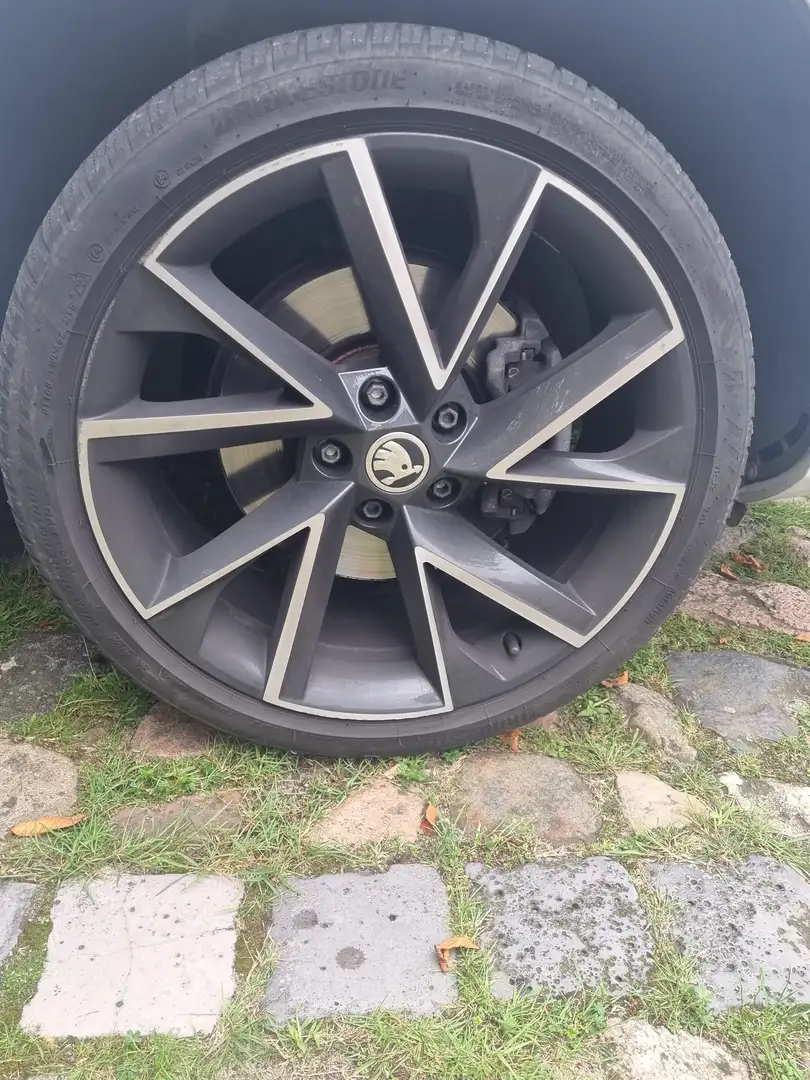 Skoda Karoq Karoq 1.5 TSI ACT Sportline Weiß - 2