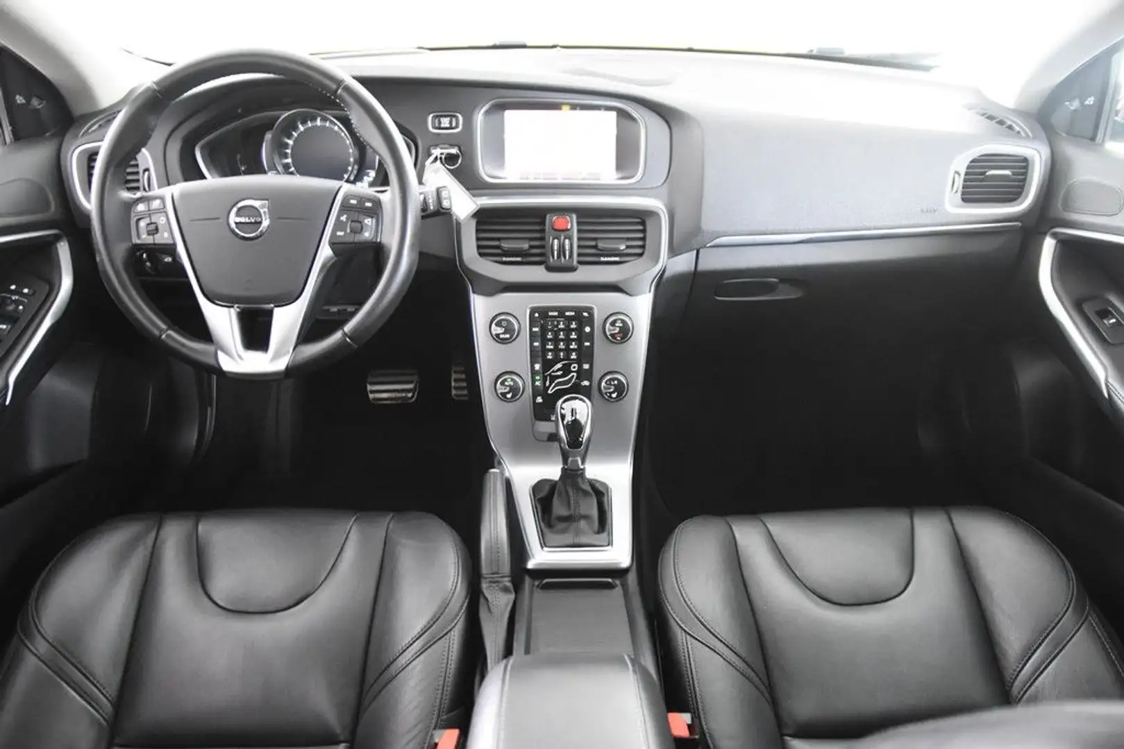 Volvo V40 1,5 T2 Luxury Edition Geartronic *1.Hand* Piros - 2