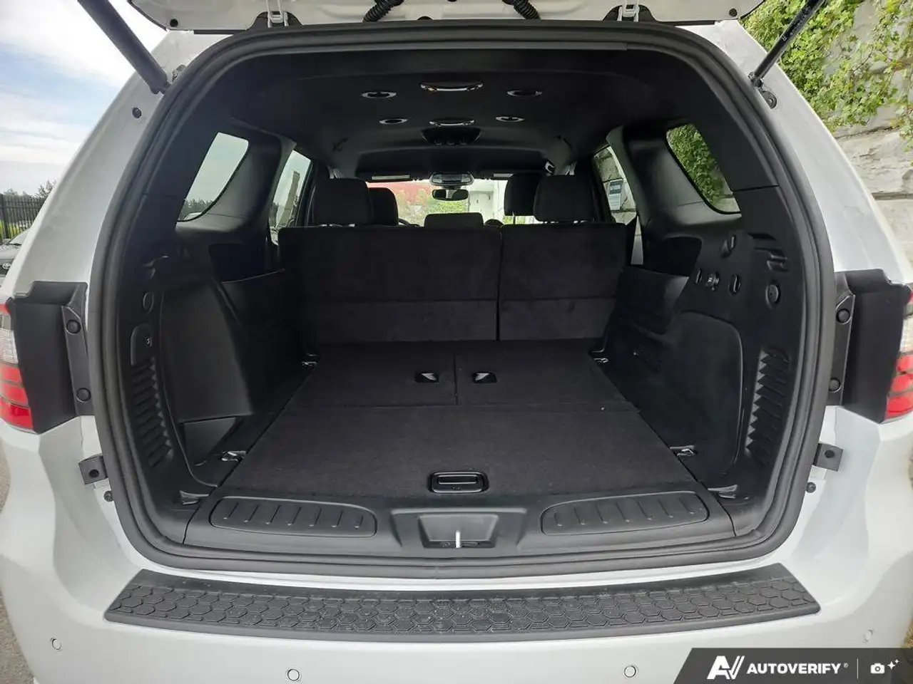 Dodge Durango снимка Dodge Durango