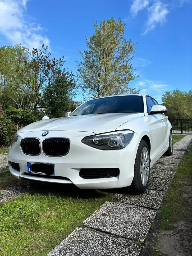 BMW 116 116d 5p eff.dynamics Unique - 1