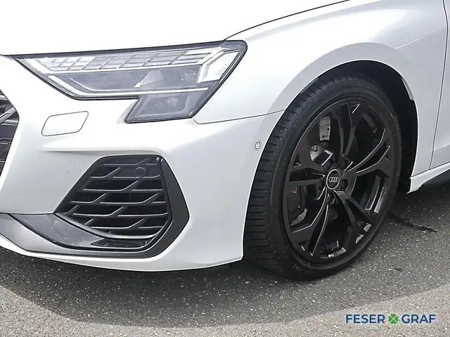 Audi S3 view 9