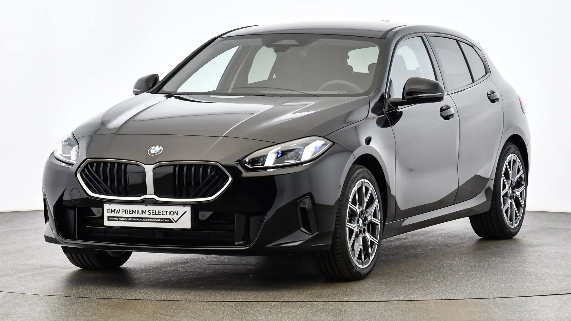 BMW 116 i Schwarz - 2