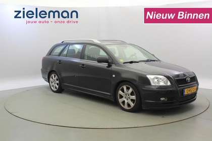 Toyota Avensis Wagon 2.0 VVTI Linea Luna - Clima