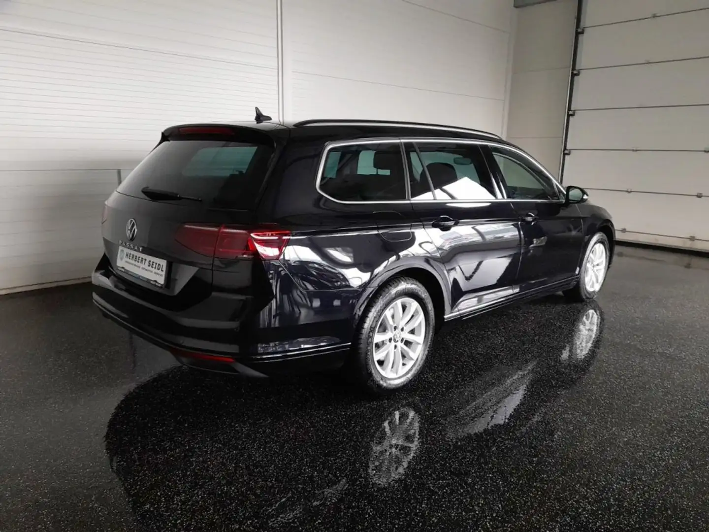 Volkswagen Passat Variant BUSINESS 2,0 TDI DSG *MATRIX-LED / NAVI / ACC / KAMERA / SPORT MASSAGESITZ / TRAVEL ASSIST* Schwarz - 2