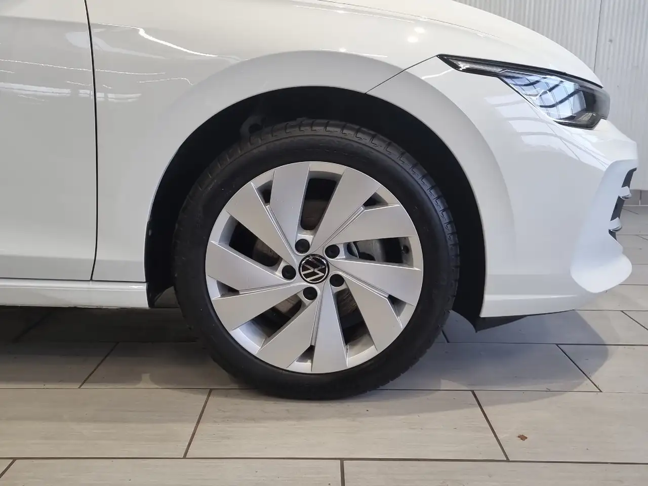 Volkswagen Golf Life mHEV TSI DSG 6