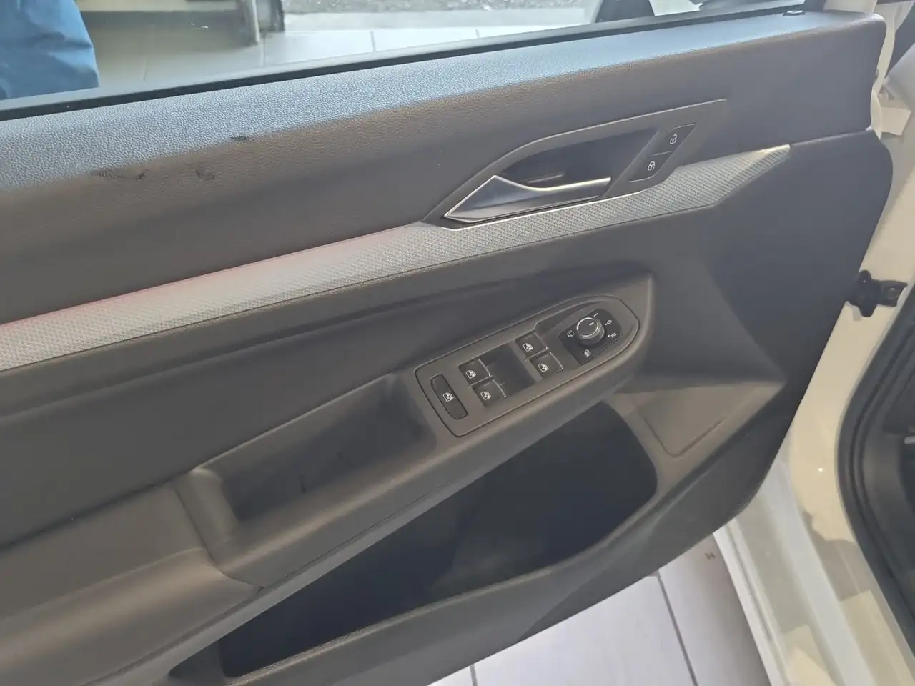 Volkswagen Golf Life mHEV TSI DSG 15
