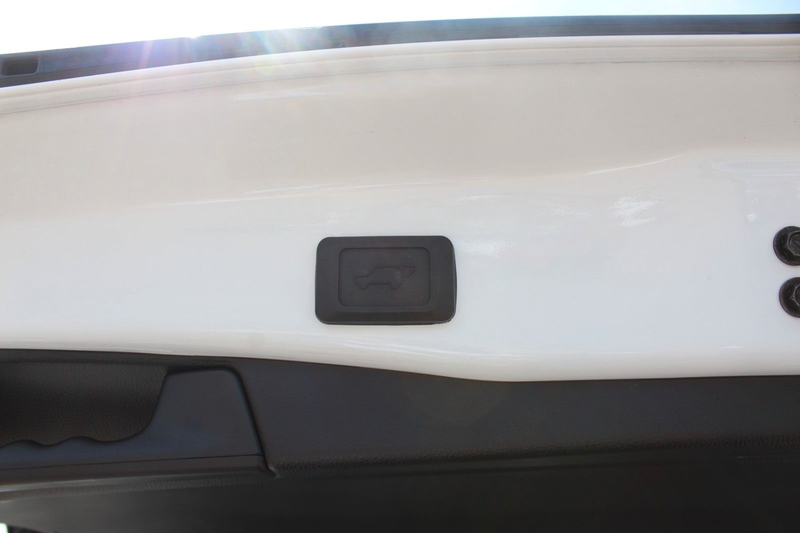 Toyota RAV 4 Plug-in Hybrid* 4x4*LED*ACC*Park-Assistent — photo 12