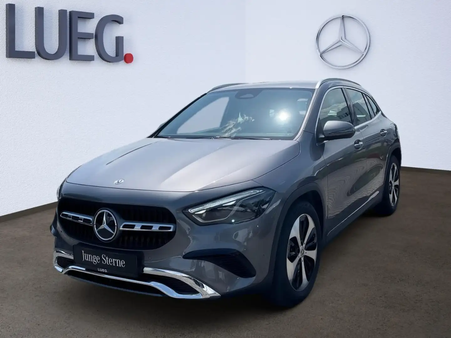 Mercedes-Benz GLA 200 PROGRESSIVE-ADVANCED+MULTIBEAM-LED+ Grau - 1