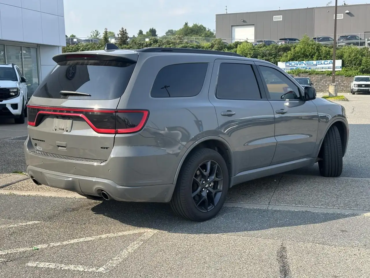 Dodge Durango снимка Dodge Durango