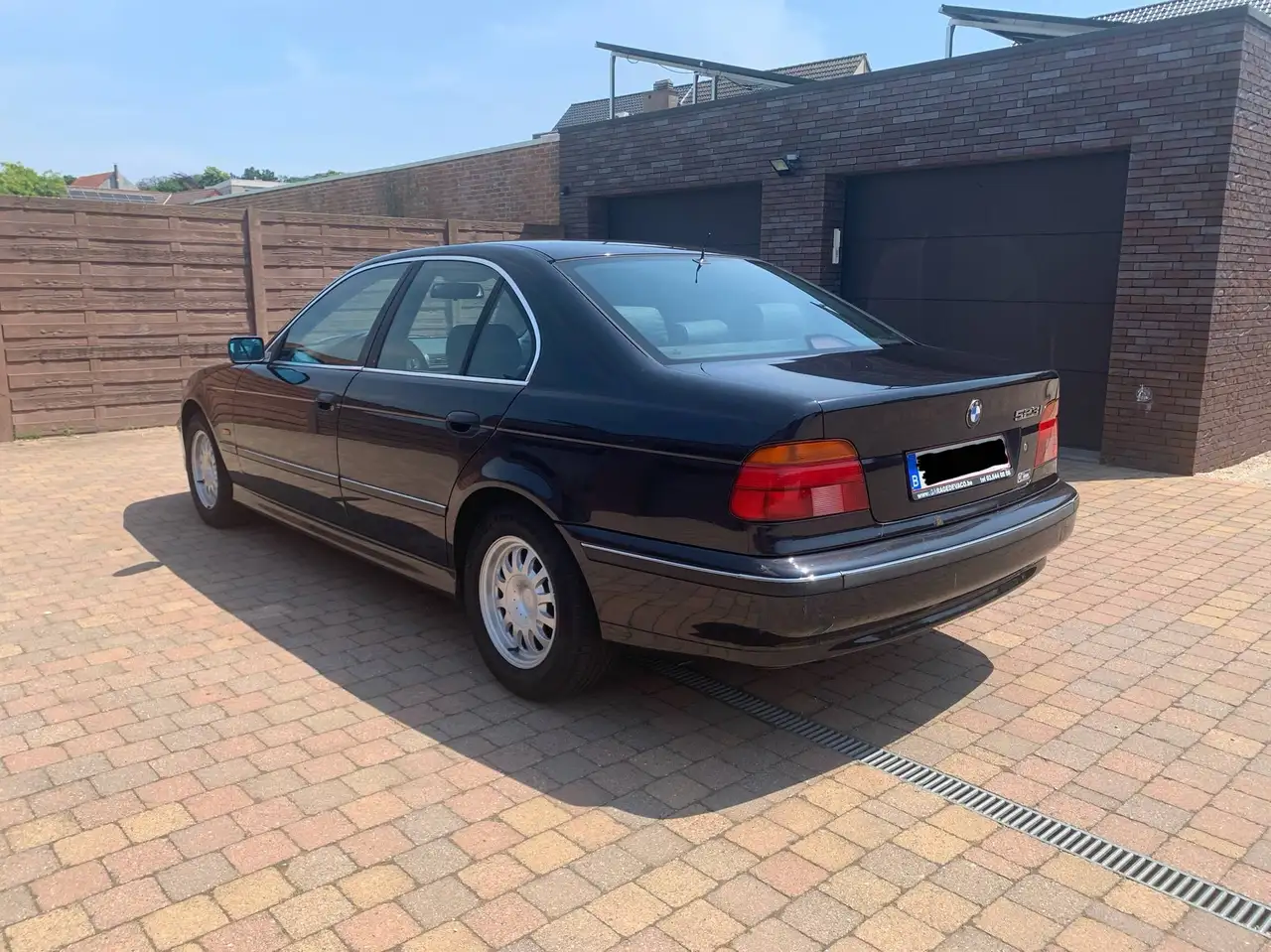 BMW 523i, foto 3