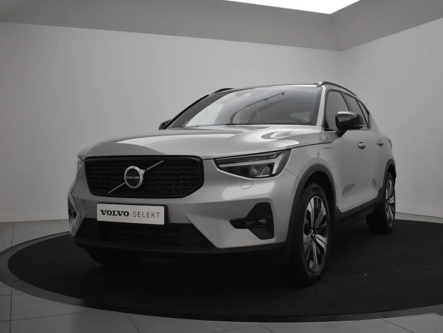 Volvo XC40 T5 PLUG-IN HYBRID ULTIMATE DARK TREKHAAK SCHUIFDAK Gris - 2