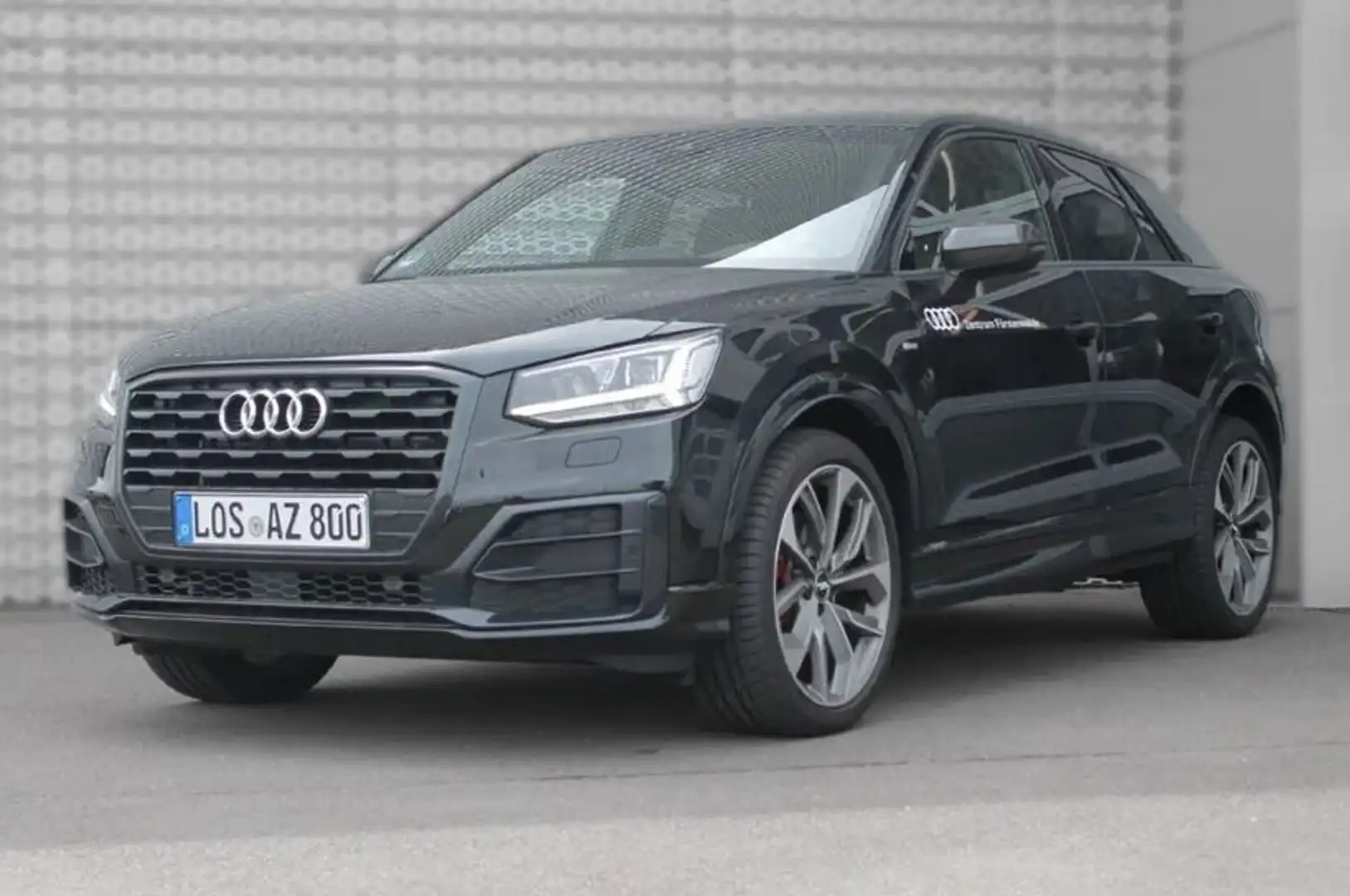 Audi Q2 Audi Q2 35 TDI Advanced 110 kW 2020 Diésel automático, elegante y eficiente Excelente estado y equipamiento Único!*Auto** Negro - 1