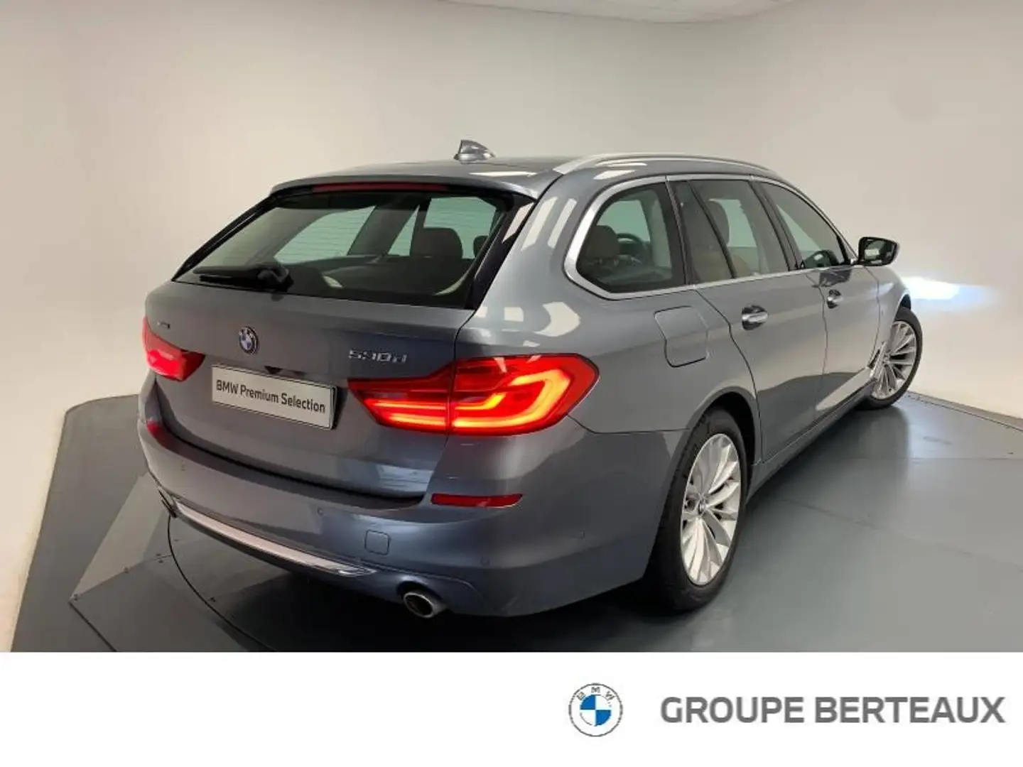 BMW 530 530dA xDrive 265ch Luxury Steptronic Bleu - 2
