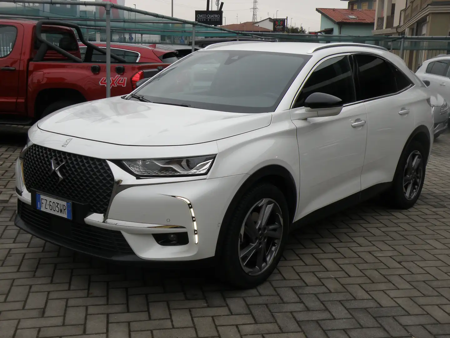 DS Automobiles DS 7 Crossback DS7 Crossback DS7 1.5 bluehdi Business 130cv auto Bianco - 1