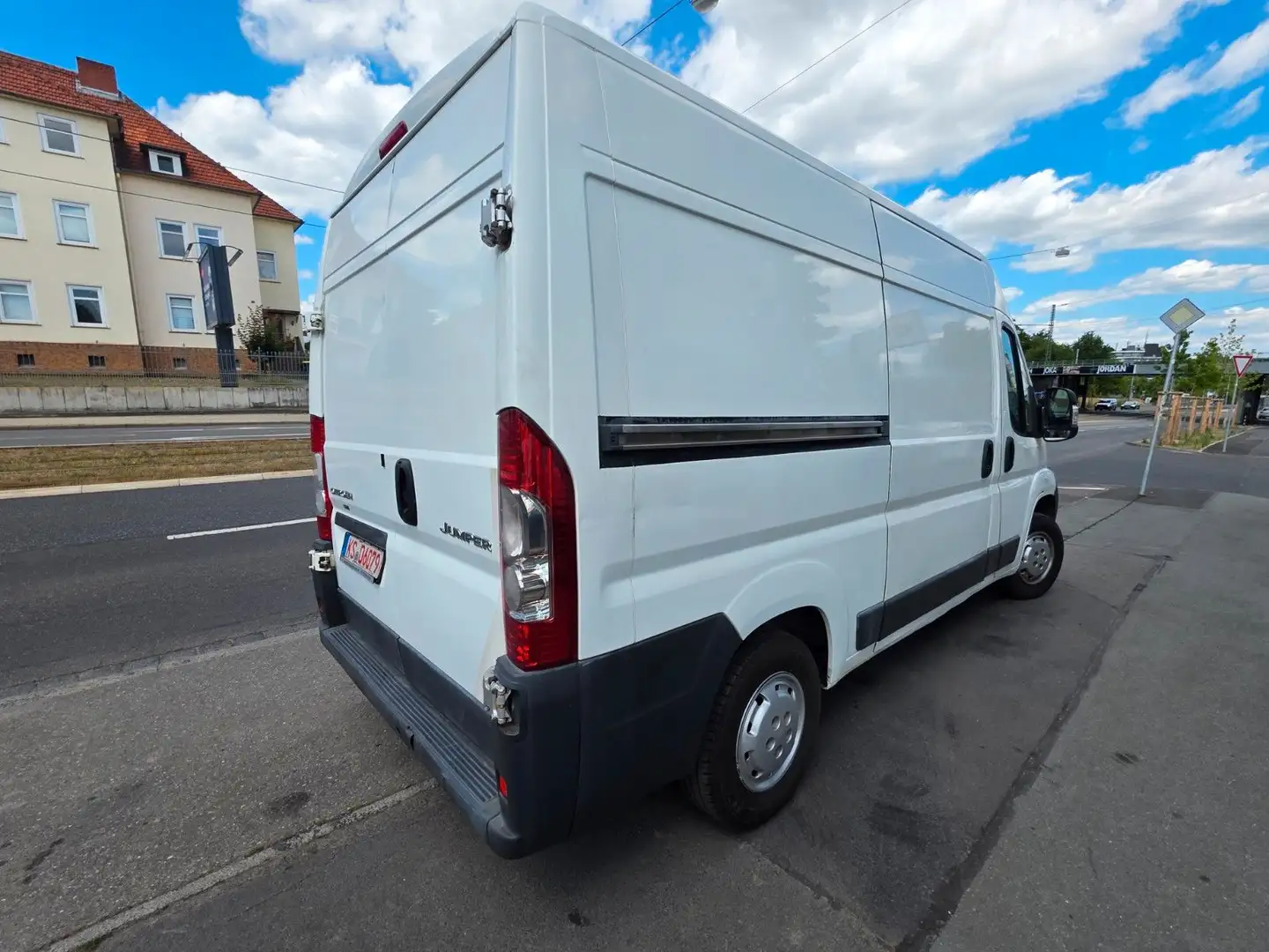 Citroen Jumper Grossraumkasten 35 L2H2 HDi 130 FAP Weiß - 2