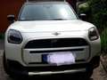 MINI Cooper Countryman Mini Countryman S ALL4 Favoured Trim Weiß - thumbnail 1